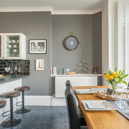Stunning Sea Views Ventnor Apartment Eksteriør billede