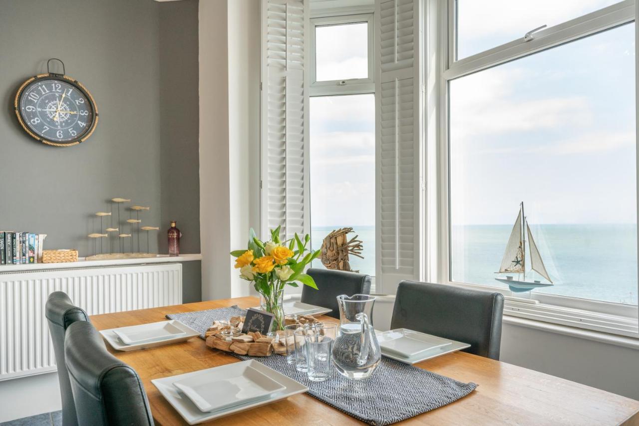 Stunning Sea Views Ventnor Apartment Eksteriør billede